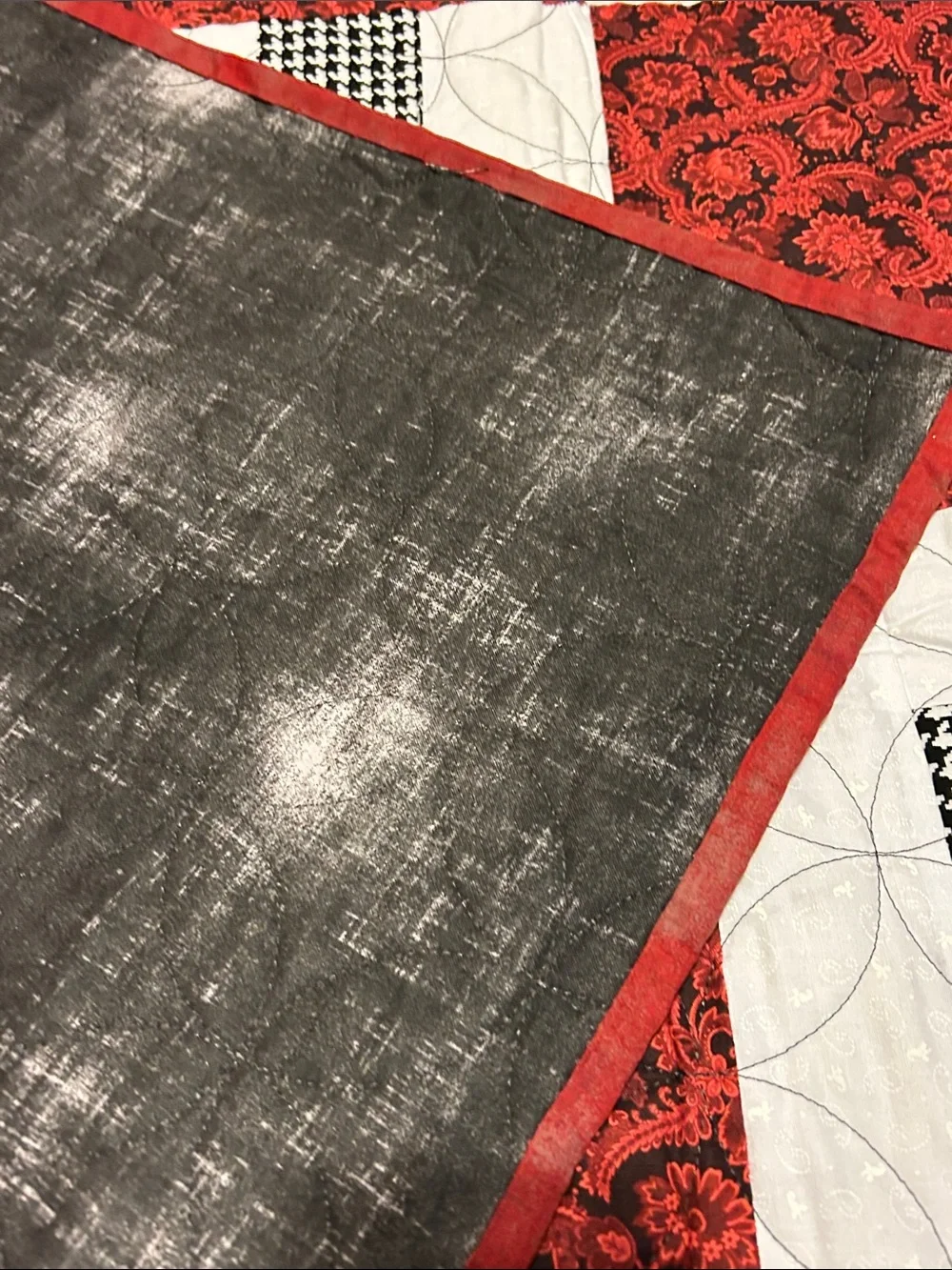 Classic Patchwork Quilt in Red, Black & White
